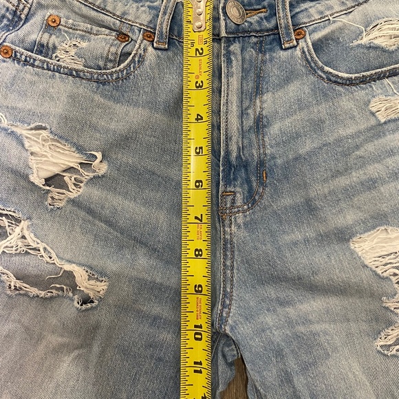 American Eagle Outfitters High Waist Skater Jeans - Picture 6 of 8